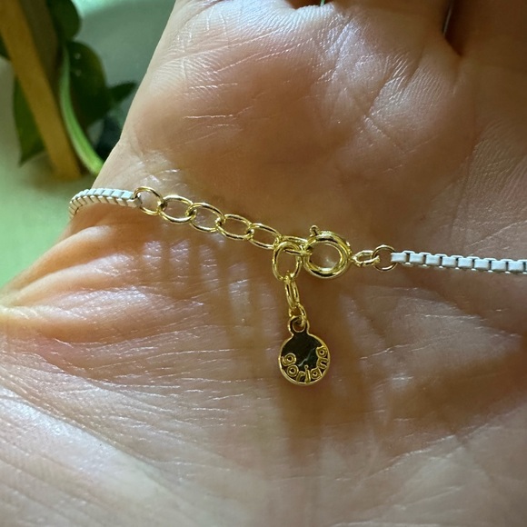 Gorjana all white chain - Picture 3 of 3